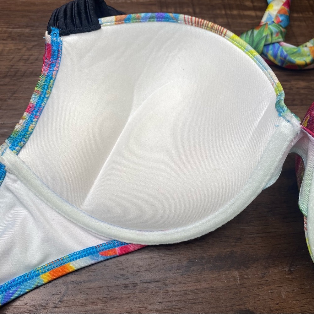 Victoria’s Secret Miraculous Bombshell Bikini Swim Top Tropical Push-up Size 36C - Picture 11 of 13